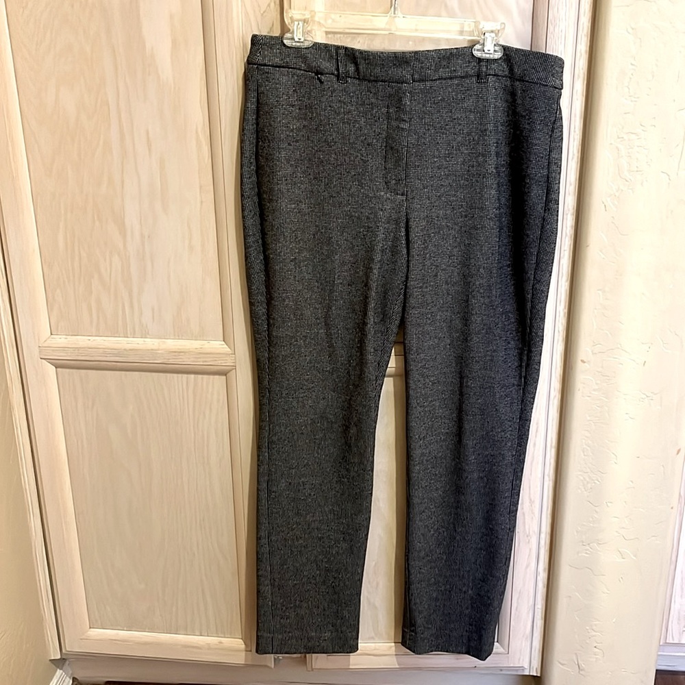 🌺 WHBM The Slim Trouser Dress Pants